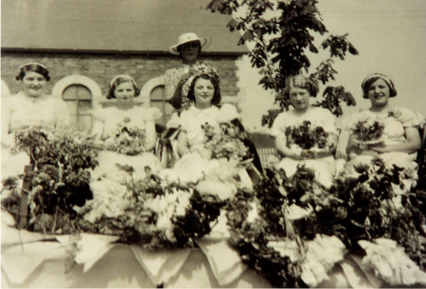 Photograph of the Queens float at Llangwm Carnival Pembrokeshire no date